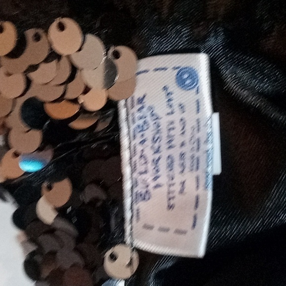 Build A Bear Sequined Top & Shorts Outfit - Picture 2 of 2